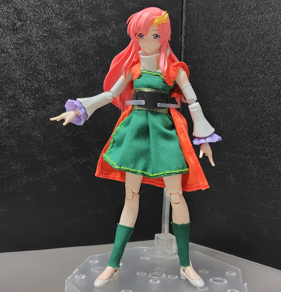 某天空の花嫁候補の服装っぽいの。ラクスの場合はお金持ちのお嬢様の格好のほうが似合うのかもしれませんね。元ネタでは誰を嫁にするのかは永遠の議論。※因みに私はDS版からは「あの人」を選んでます。