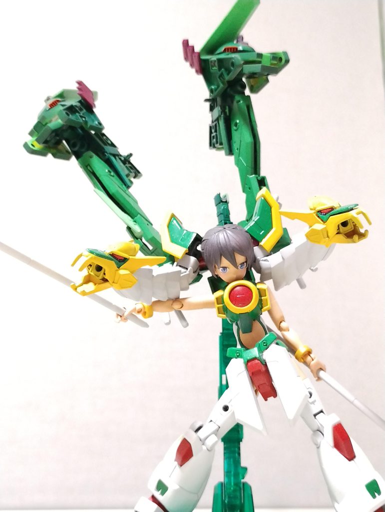 髪塗装もなんでか悩みました…前回のマックスターは一発塗りでフィニッシュだったのにね…。 「アジア系なら茶色だろ」でいったんこの色にしたんですが、やはりピンとこず…。