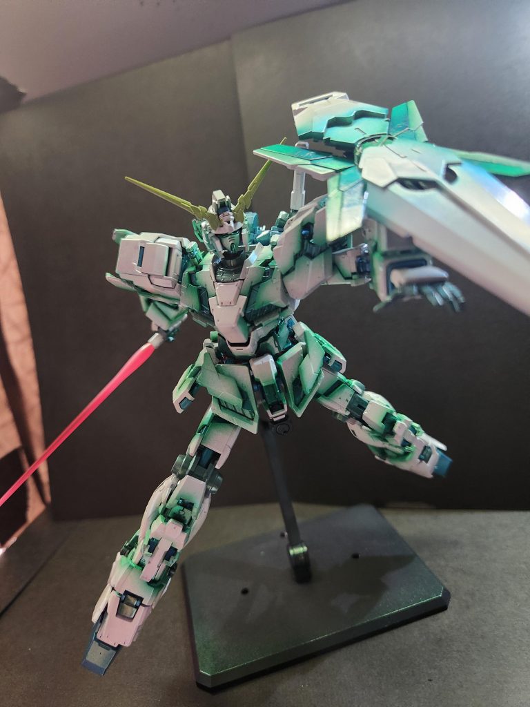 覚醒ユニコーンガンダム(デストロイモード)–9枚目/制作者:うらま