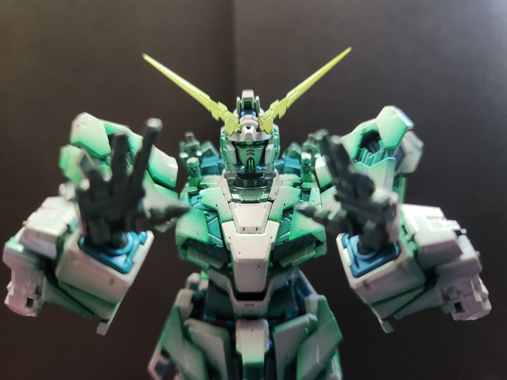 思いのほかかっこよかったので沢山撮ってしまいました。多分どこかで見たことあるようなポージングが多いんじゃないかな?と思います。ただ課題としてはAMSジョイントを塗ったのですが動かしてるとボロボロと剥がれていってしまったので次回作る時はなにか対策したいと思います。最後までご覧いただきありがとうございました。なんだかんだ月末投稿になってしました。それでも、月1投稿は継続していくので長い目で見ていただくと幸いです。