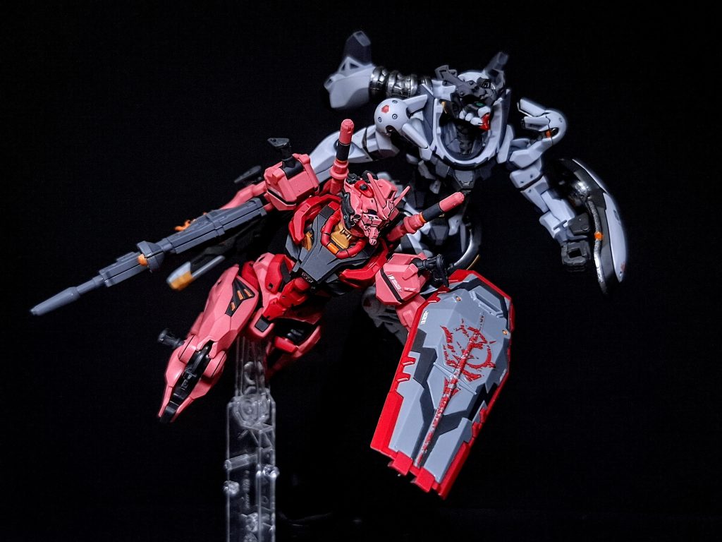 やはり2機揃えたらマブ戦術しないといけませんよねッ!!!!!!!!前に作ったジークアクス(アムロ)と共闘させましたがやっぱカッコいいっ!!