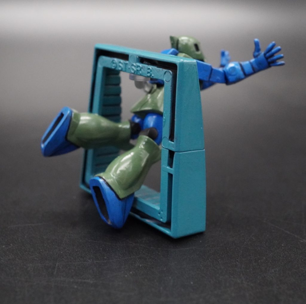 ウェザリングカラーブラックでスミ入れです。