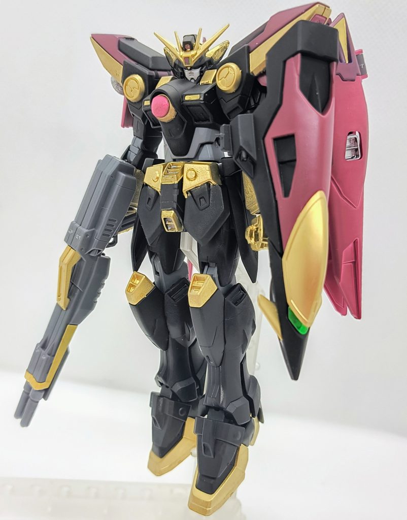 TV版といえばウイングシールドですよね最近はEW版も追加されてたりしますがカラーレシピアイカメラ、胸部など…水性アクリジョン 蛍光ピンク黄色部分…Mr.カラー ゴールド黒部分…黒サフ→ブラック 赤部分…クレオス MSシャアレッド灰色…Mr.カラー 二ュートラルグレー銀…ガンダムマーカー シルバー