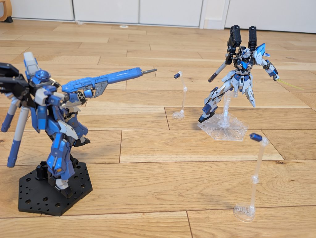 ブンドド6 3号機シールド破棄してサーベルとファンネルで攻撃! 2号機はライフルにて3号機の左足を破壊!