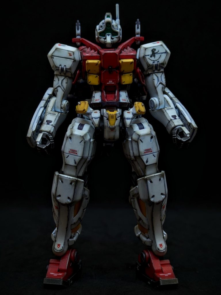 どこからどう見ても⋯ジ⋯ いや!ゲルググさんですよね(*ノω・*)テヘとは言え、ディテールは最新キットらしく細かい所までしっかりと良い感じ(*´ω`*)