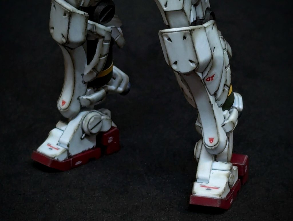 もちろんポージングもスガイ同様にバーンと!