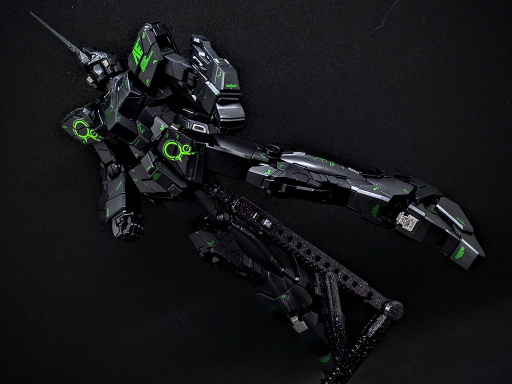 なかなか躍動感もあるじゃないですかぁ♬ さて、お次はデストロイモード〜