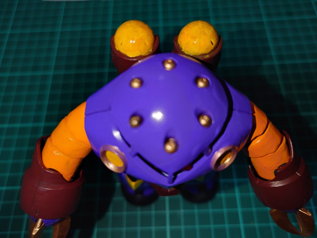 頭で焼きいも焼いてるんだー！！つぼ焼きに似てるだろ形が！！(焼きいもカラーに決めたのはここから)