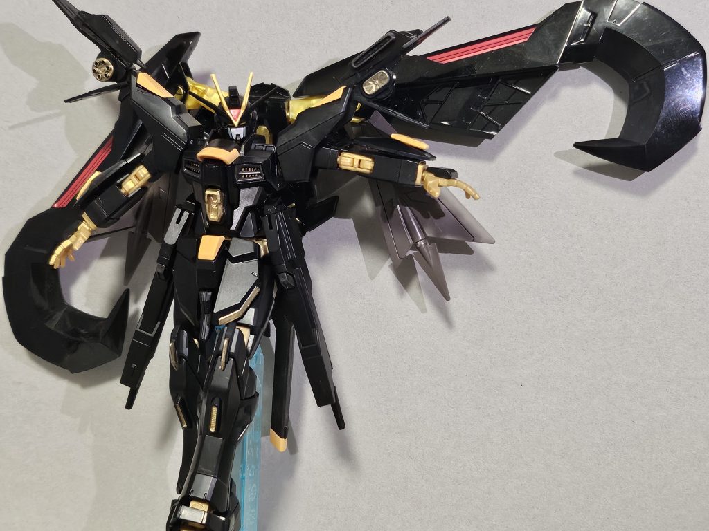 マガノイクタチが良い仕事してて、ナイトメアの様でマントみたいにも見えて良きです。ナイトメア要素のワイヤー装備使えるのもポイントです笑