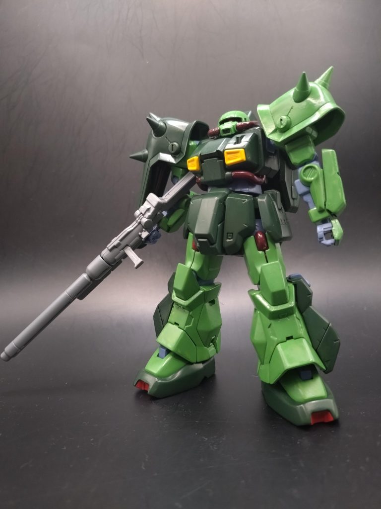 塗装した状態。ココから再研磨、墨入れ、ウェザリング、デカール、つや消しクリア塗布ですね。