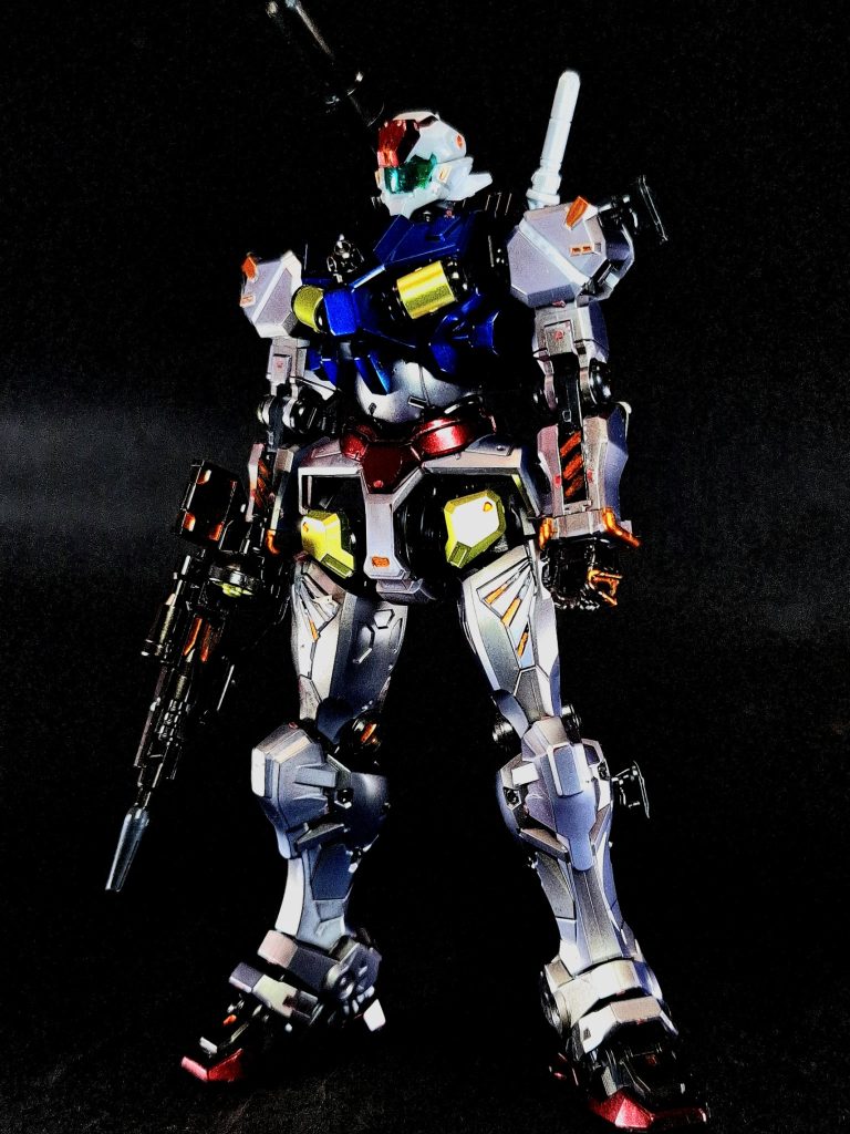 特殊機能コアブロックシステムコクピットとバックパックがコア・ファイターとして分離・独立する脱出システム。『GQuuuuuuX』の第二次ソロモン会戦のシーンでは、コアブロックが脱出し放棄された機体本体が漂流しているのが確認できる。エクステンダー両肩、両腕、両脚に搭載されている武器やシールドの固定器。