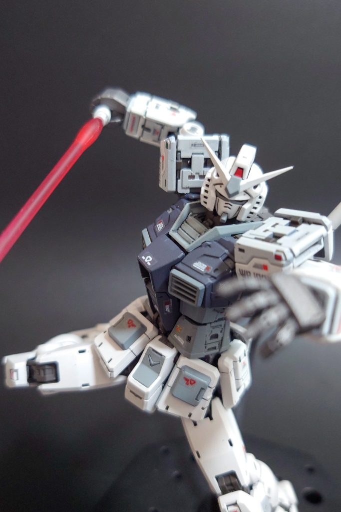 RG 1/144 RX-78-2 ガンダム Ver.2.0–4枚目/制作者：@tadopi_