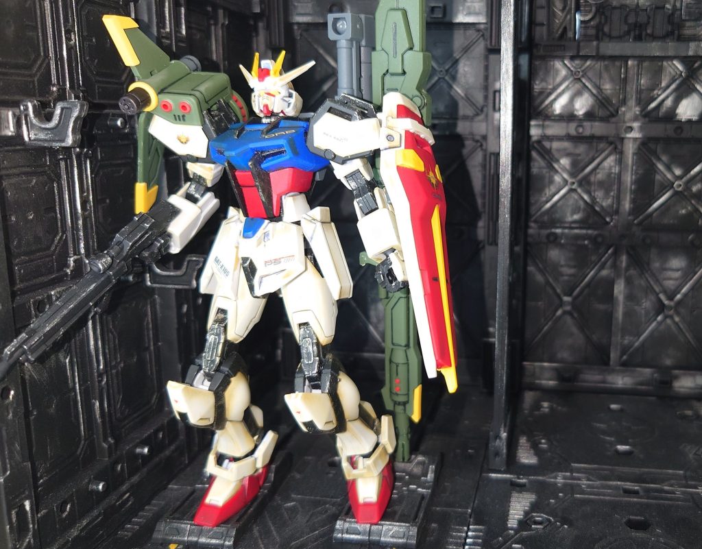 キラ「早く出せ!ミリアリア!早くしろ!」マリュー「言い方は気に入らないけど、出てもらうしかないわね」ミリアリア「キラ…どうぞ!」