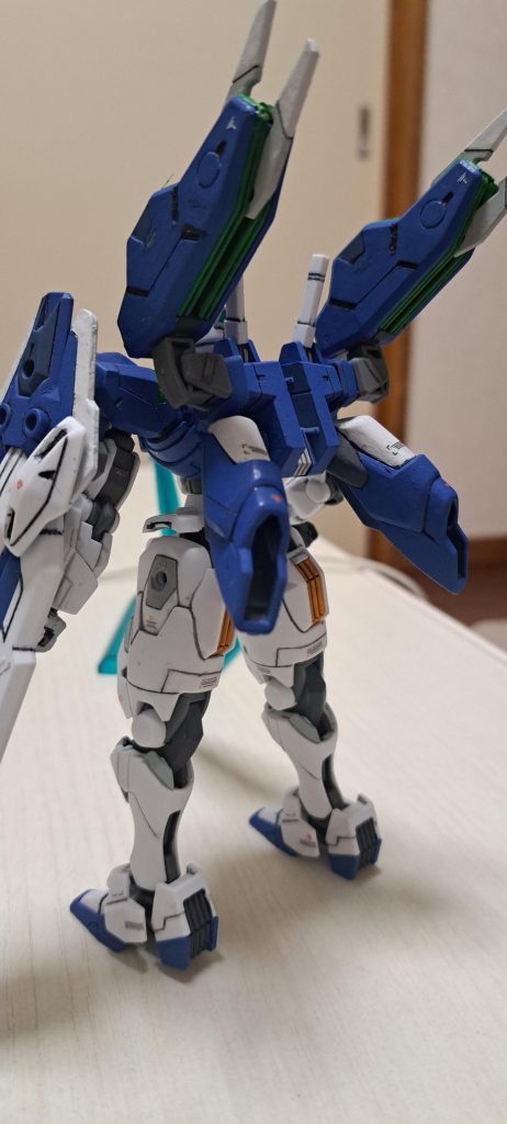 後ろから2　グリーンのとこは蛍光グリーンです。