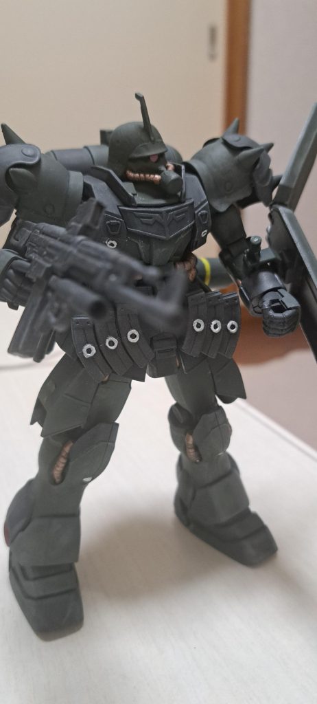 やっぱり主役(ガンダム系)には無い佇まいがカッコいい