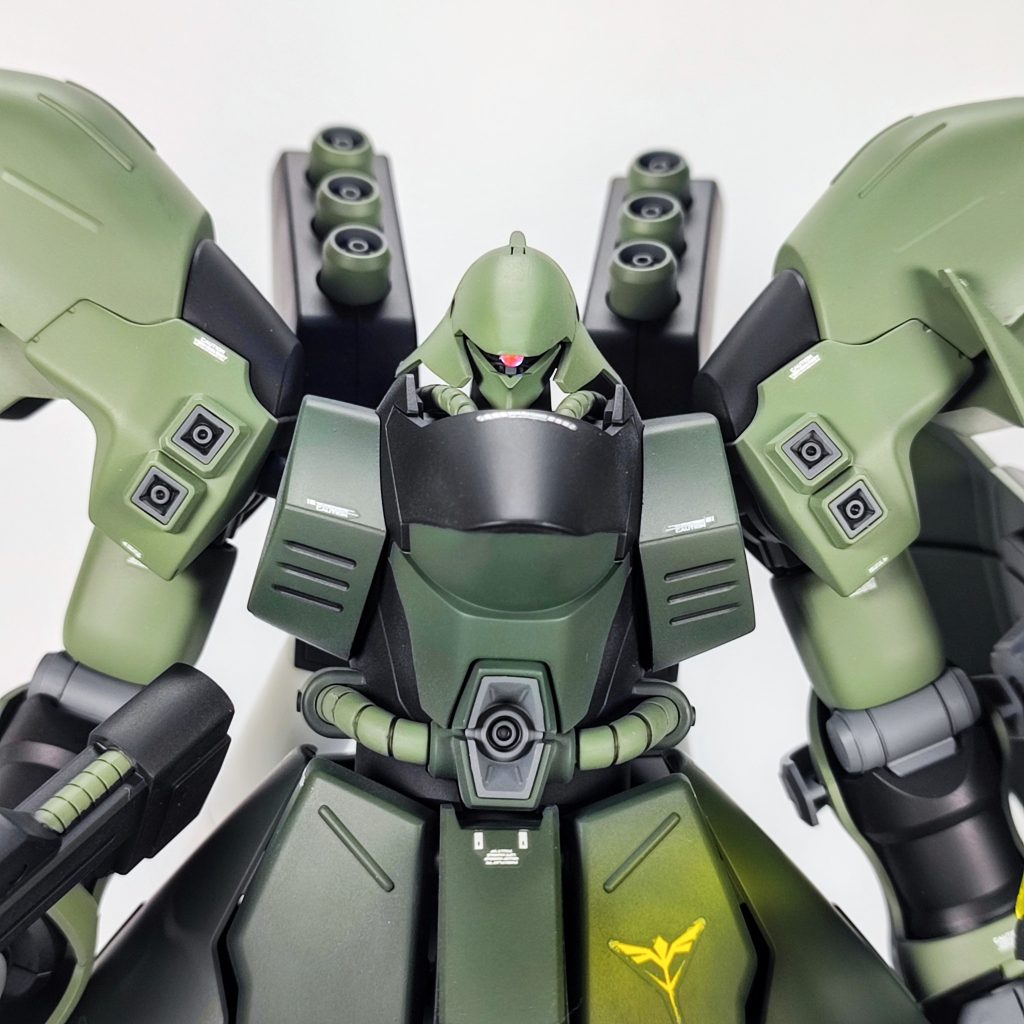 量産型サザビー–7枚目/制作者：るりり