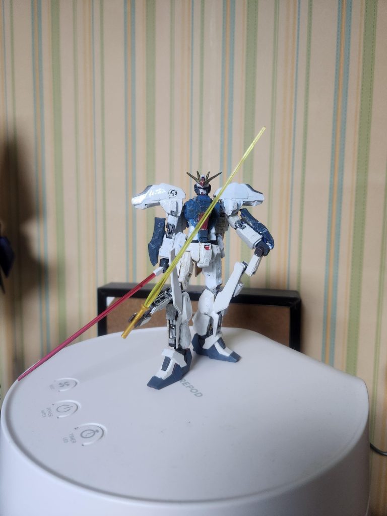 サブアームを使ったでポーズ まだバーニアを完成できません でした