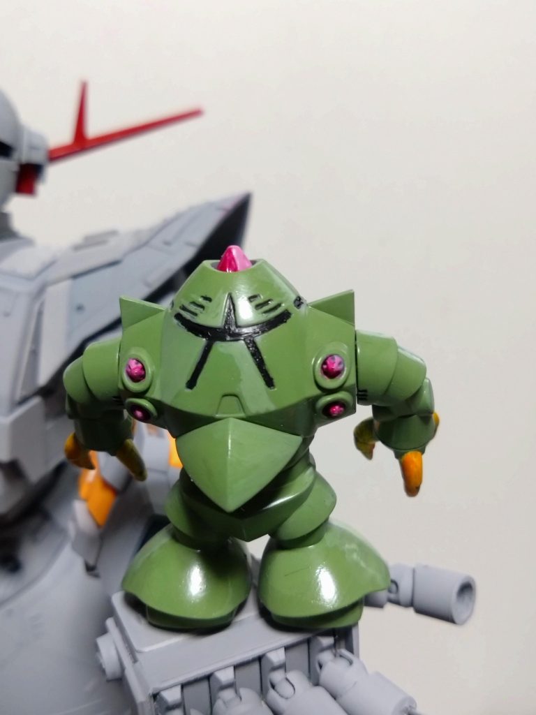 後姿は普通。手抜きです。流石に手書きマーキングとかはやれませんでした。😅