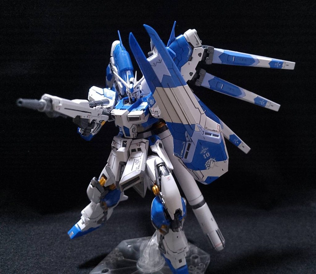 RG Hi-νガンダム–3枚目/制作者：@premiere7105