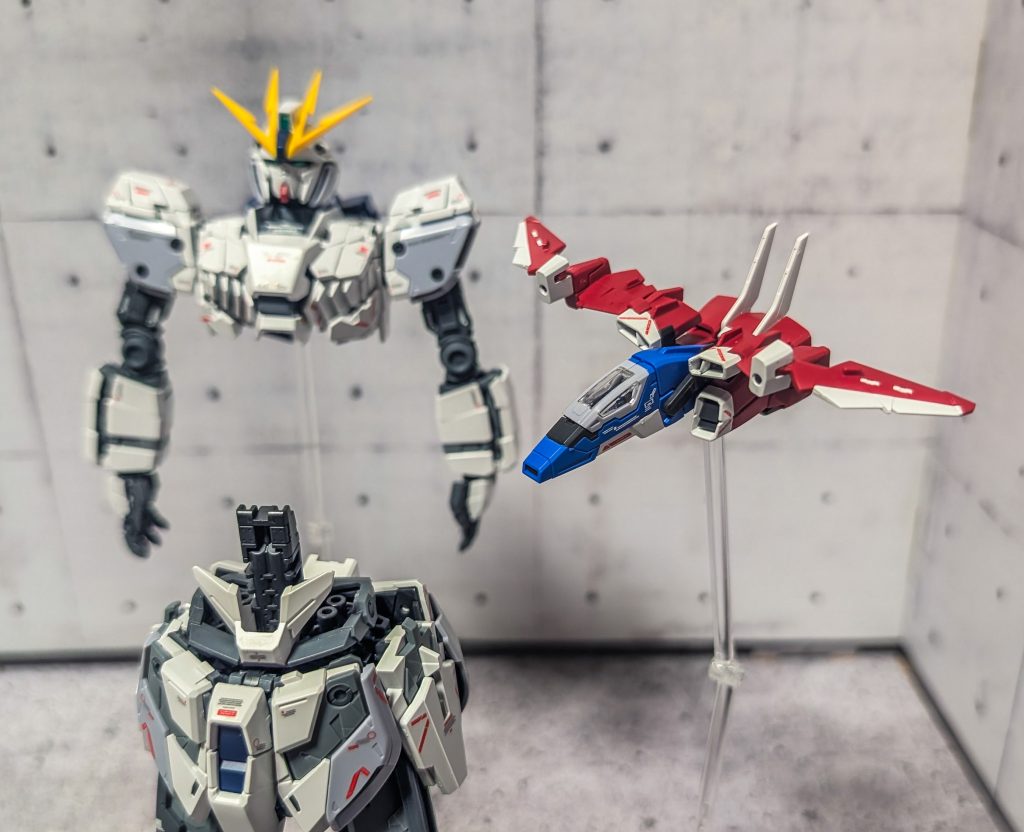 あのガンダムと同タイプのコアブロックシステムか…