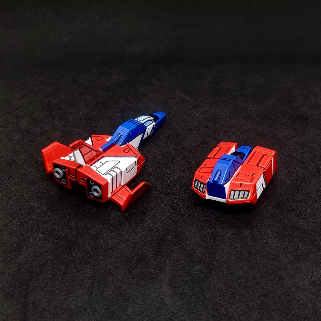 HGUCコアファイター全塗装–3枚目/制作者：preservedflower06