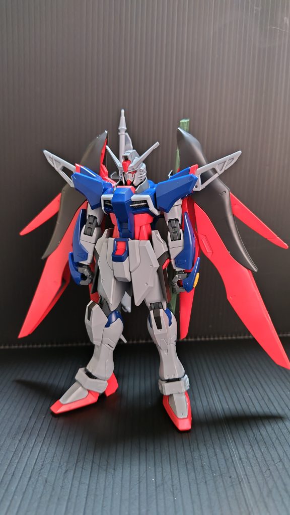 仮組み状態のデスティニーガンダムspec2