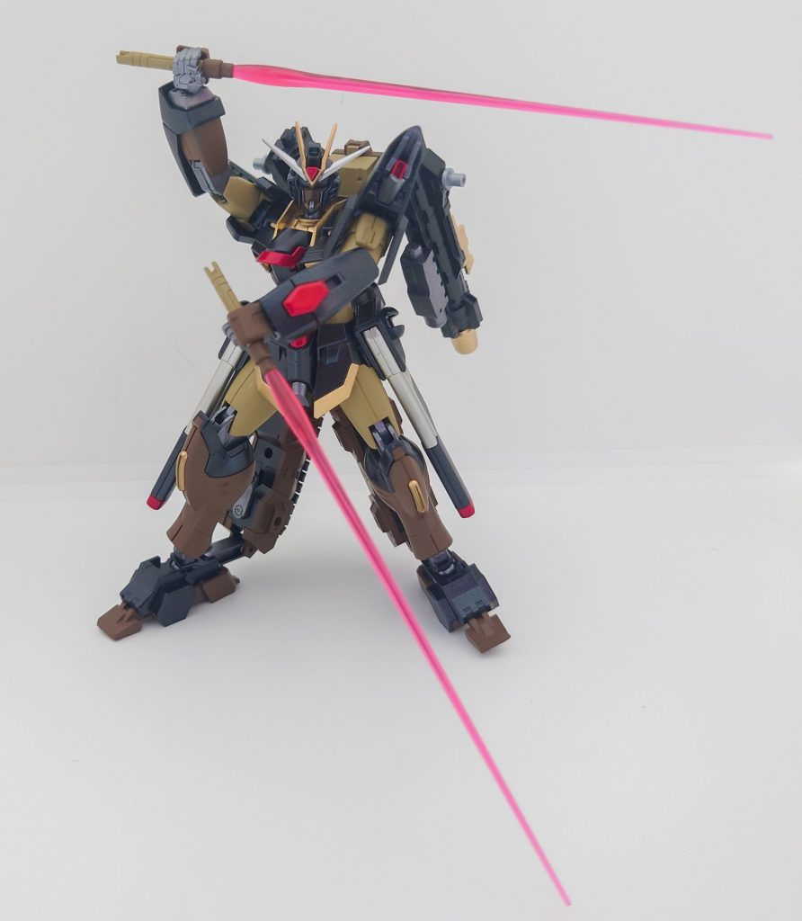 武装その5:ビームサーベル腰部にマウントされたビームサーベル。