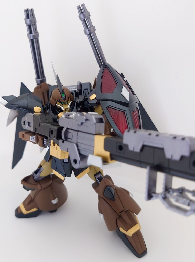 ダコスタ「バルトフェルド隊長、援護します!」バルトフェルド「助かるよ、ダコスタ君」ダコスタ「自分は狙撃手!援護が花道!」