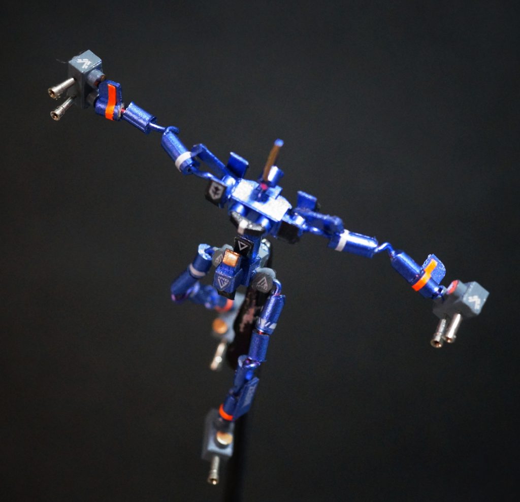 14)　キケロガのコアMSって針金人形みたいだなあと。からくりサーカス的？