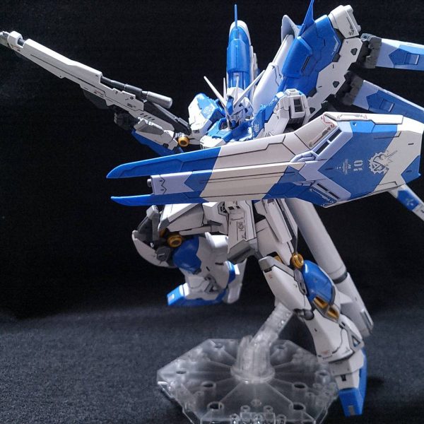 RG Hi-νガンダム