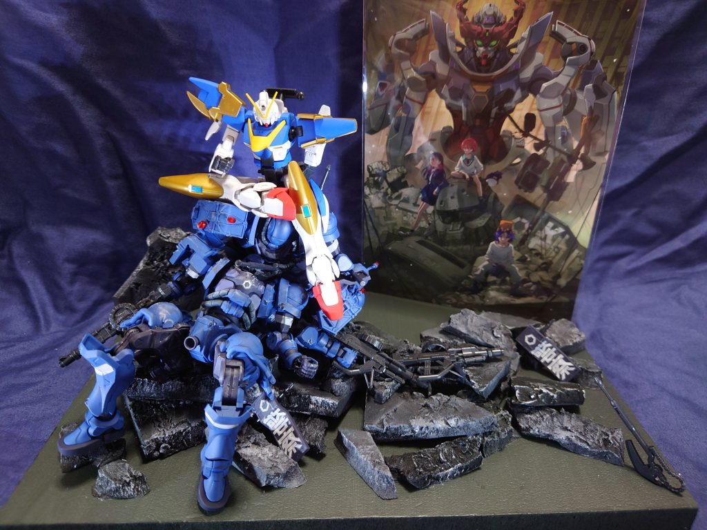 V2で代用になりますが、マチュのポジションにGQuuuuuuXを座らせるとこんな感じのイメージです。