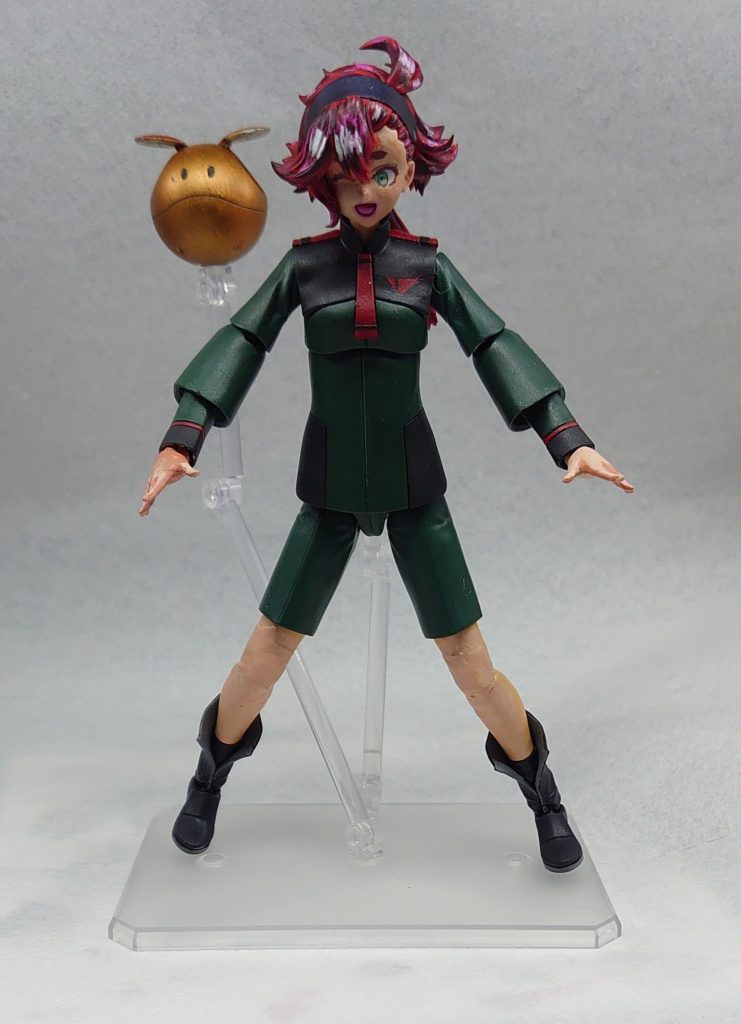 制服を白から一般用に変えて、ドッキリテクスチャーで膝の繋ぎ目を隠し、髪を少し塗るがイマイチ