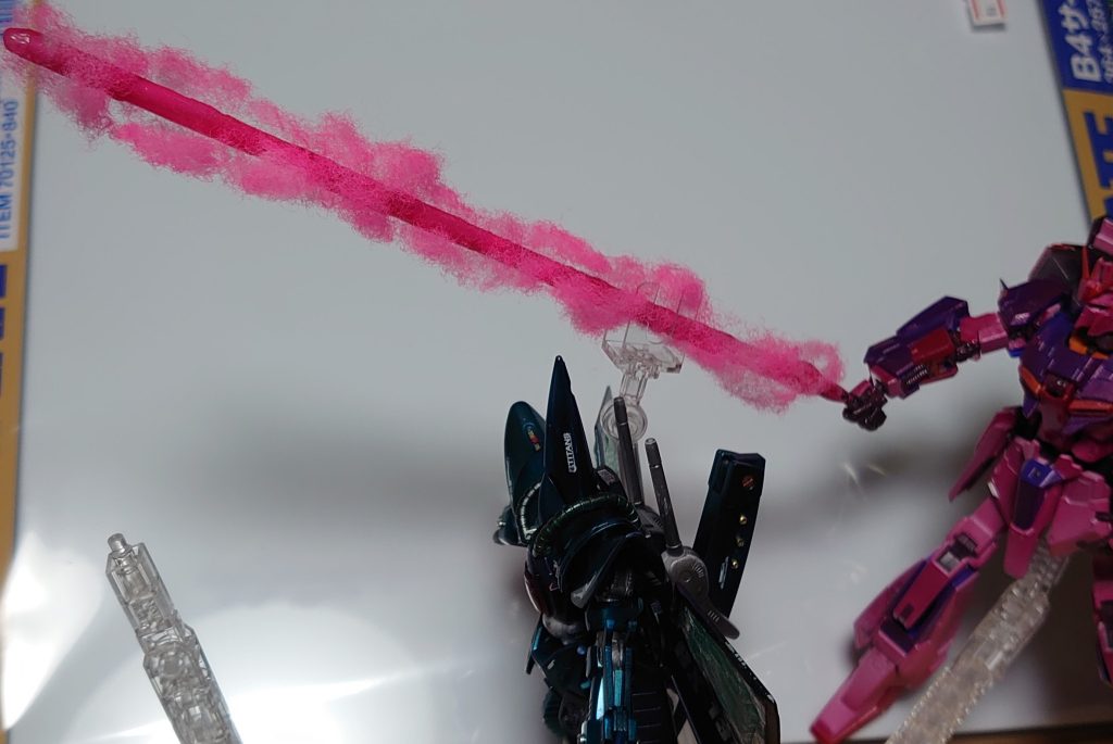 ビームサーベルかなり長いです