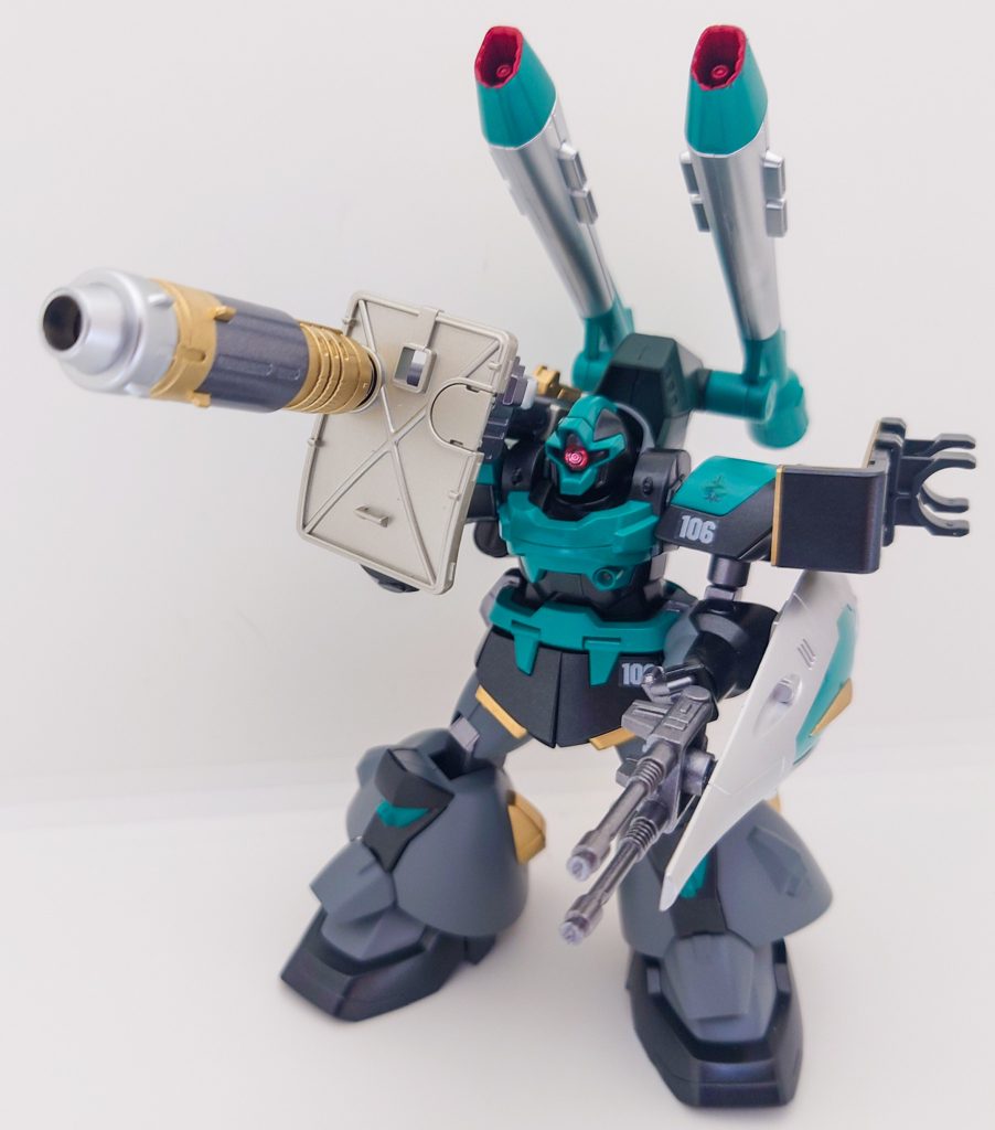 大型ビームバズーカを構えた姿！やっぱりドムにはバズーカが似合います！