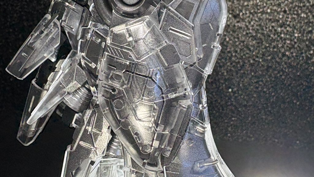 MG 1/100 νガンダム Ver.Ka [メカニカルクリア] 内部フレームランナー塗装–3枚目/制作者：KPO