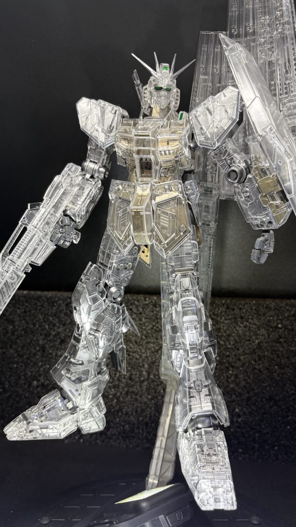 MG 1/100 νガンダム Ver.Ka [メカニカルクリア] 内部フレームランナー塗装–4枚目/制作者：KPO