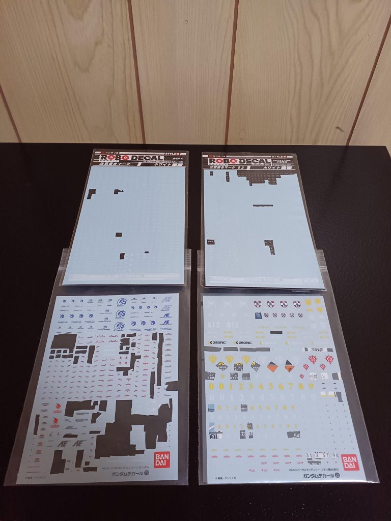 デカールです(zaku-kao5)純正バンダイデカールがじり貧になってきたなぁ~。また家電量販店のホビーコーナーでも巡りに行こうかな~。