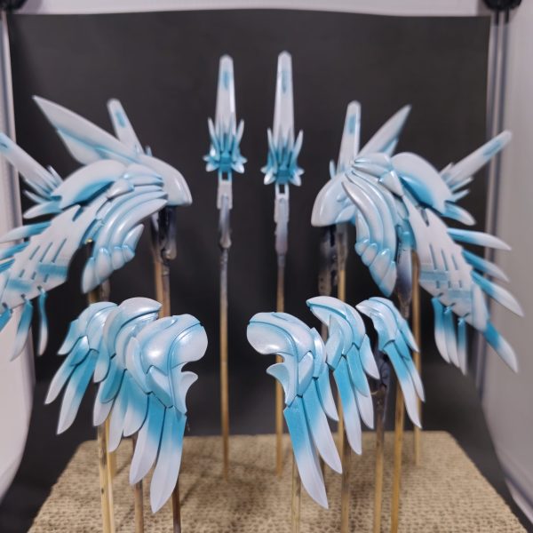 以前制作したRGウィングEwのリベンジ！プレリュード使用で制作予定なのでとりあえず羽から塗装。んークリア仕上げかマッドか悩む(-_-;)
