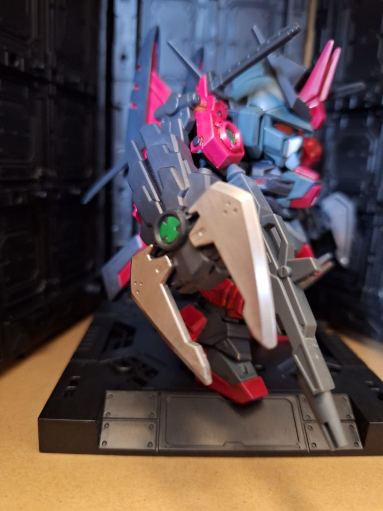 Tガンダム〈酒呑・斬〉–4枚目/制作者：キサラギ