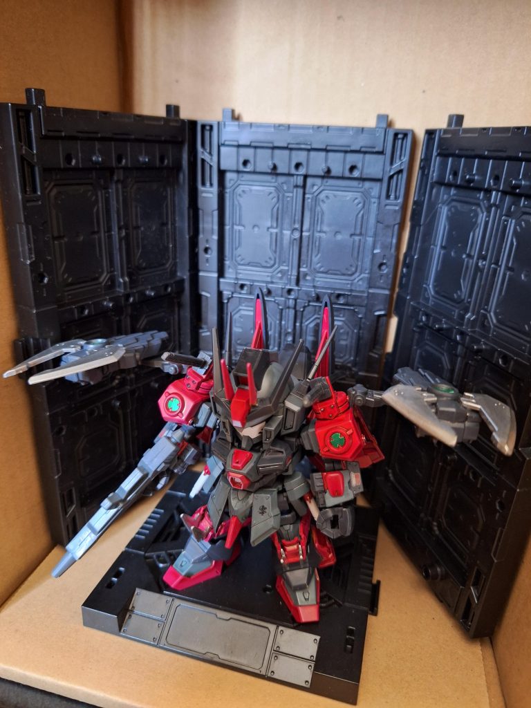 Tガンダム〈酒呑・斬〉–5枚目/制作者：キサラギ