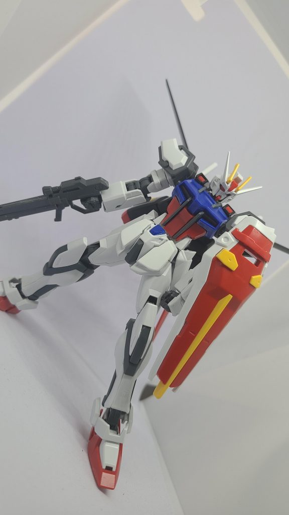 作品名：<p>最近、重い腰を上げSEEDをやっと見始めたのですがU.C.系こそ正義だと思ってずっと避けてきた作品ですがもっと早く見るべきでした！ 中学生だった当時周りがSEED！SEED！言ってた理由がよく分かりました！ 宇宙世紀系の […]</p>