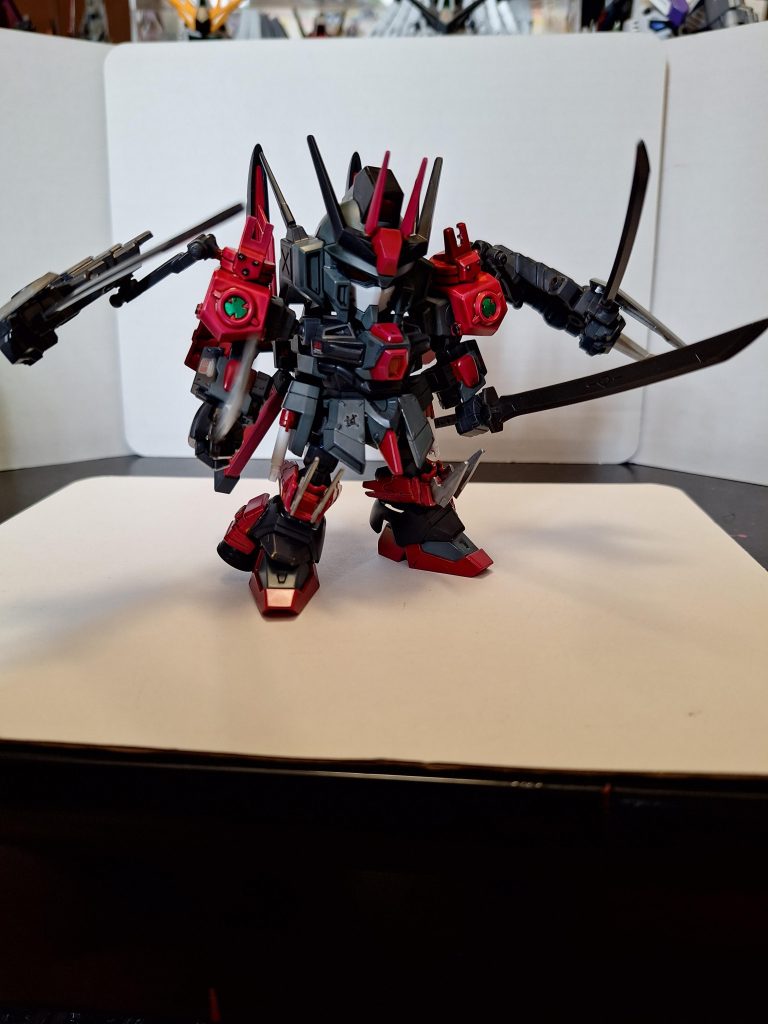 Tガンダム〈酒呑・斬〉–8枚目/制作者：キサラギ