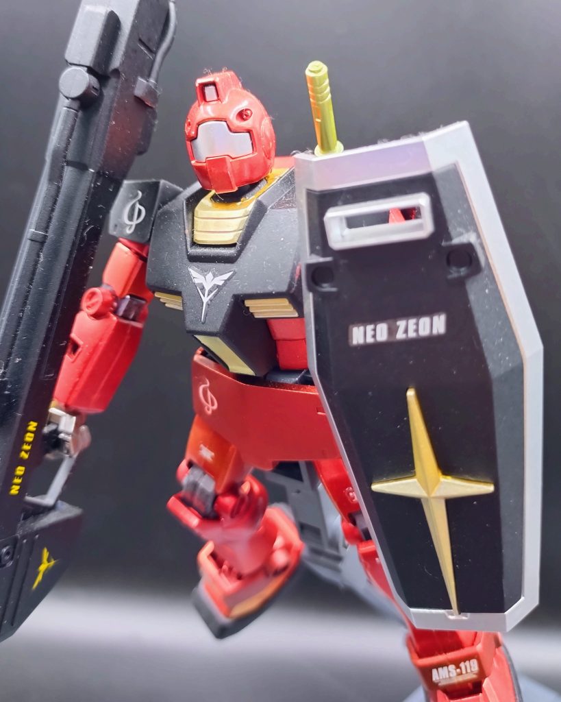 hg　ジム　ガンダムマーカーで全塗装