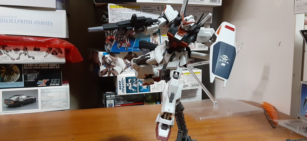 「前に出てくるから‼️」塗り分け部増やして情報量アップ、二の腕はそのままだと寂しかったので後ろ側筋掘り追加