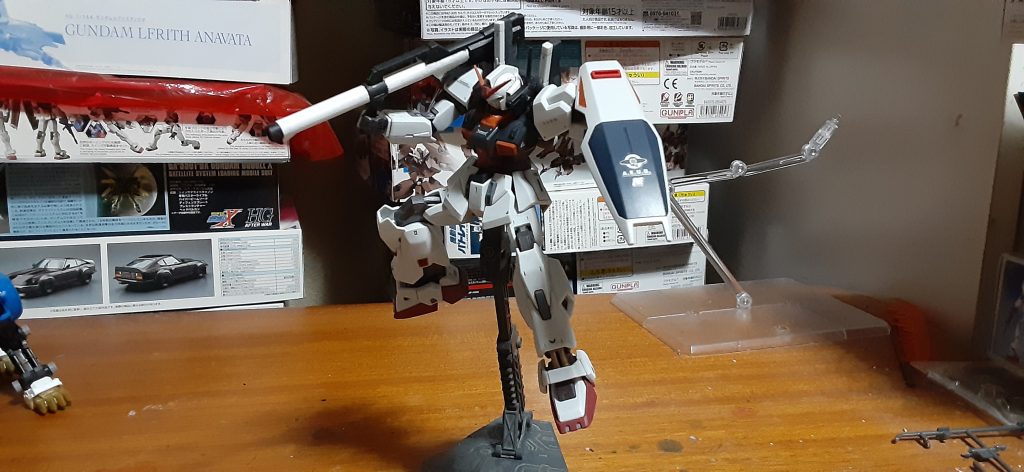 「カードリッジ‼️」バズーカ持たすとアムロ向かえた時のシーン思いだしますねー、ロザミア駆るギャプランとの戦闘