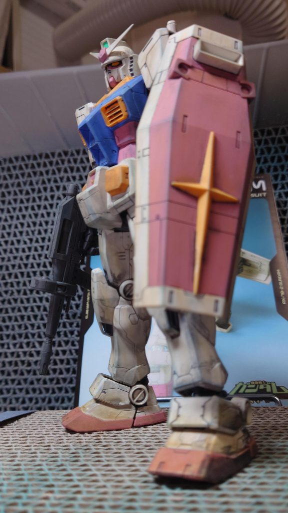 RX-78-2 ガンダム Ver.ONE YEAR WAR 0079–3枚目/制作者：あれく myT 積みプラ崩したい