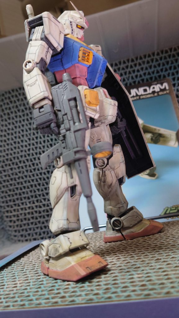 RX-78-2 ガンダム Ver.ONE YEAR WAR 0079–5枚目/制作者：あれく myT 積みプラ崩したい