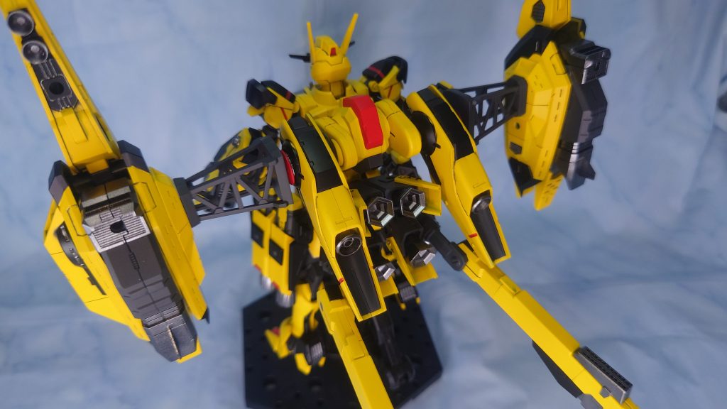 背面今回使用したのはミラソウルユニット以外はヘヴィウェポンユニット レイジングブースターメカサプライ ベクタードスラスターAメカサプライ プロペラントタンク<角>×2