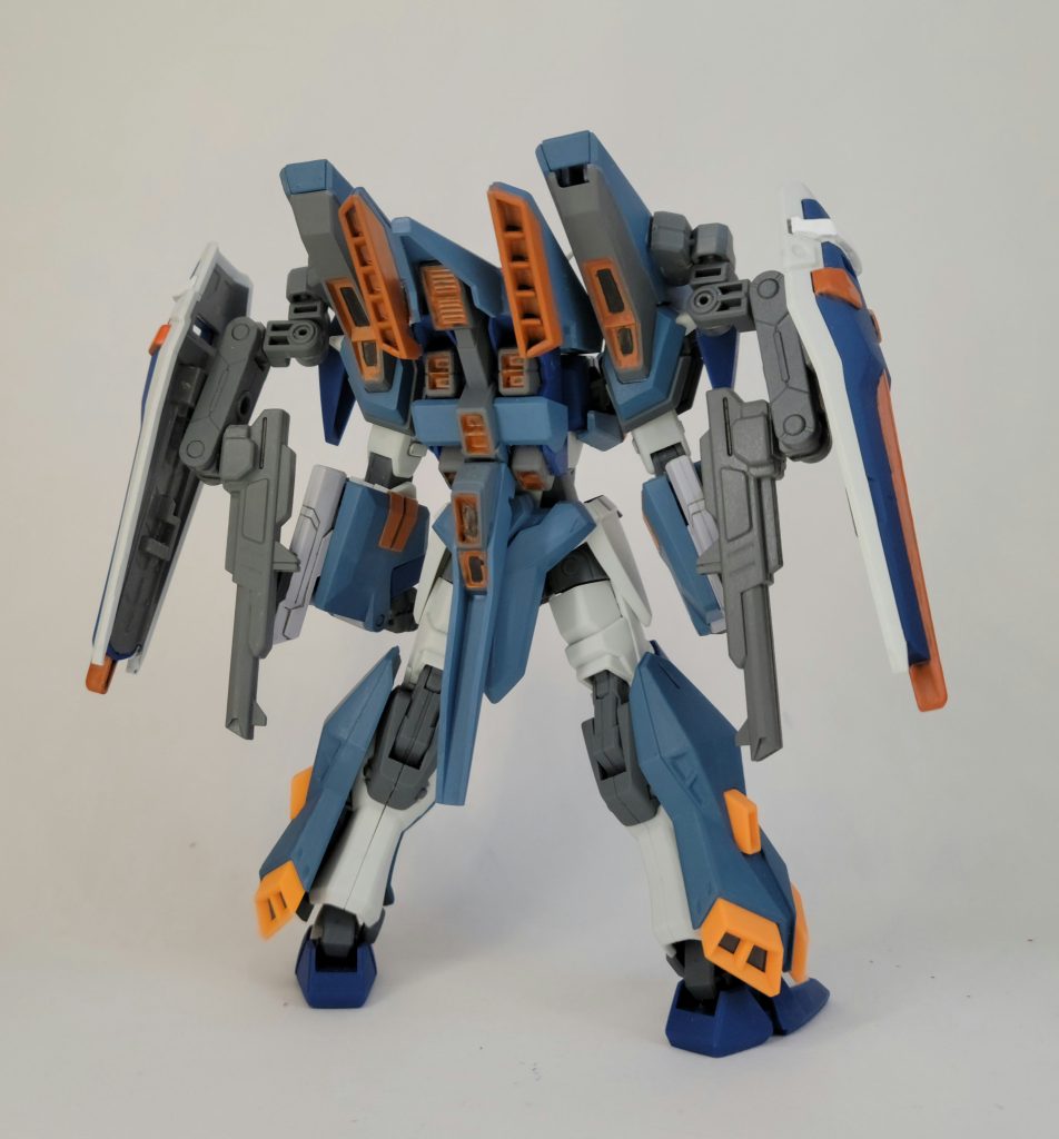 個人的に気に入っている背面。スラスター盛り盛りで機動力上げてます!って感じが好き。 …塗装は雑ですが