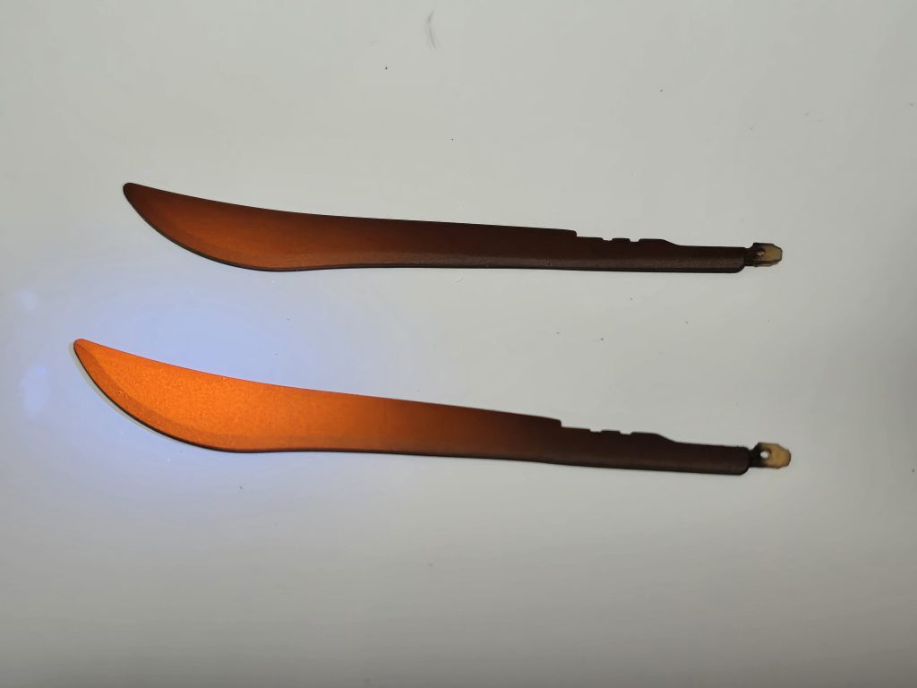 ブラックライトさまさま